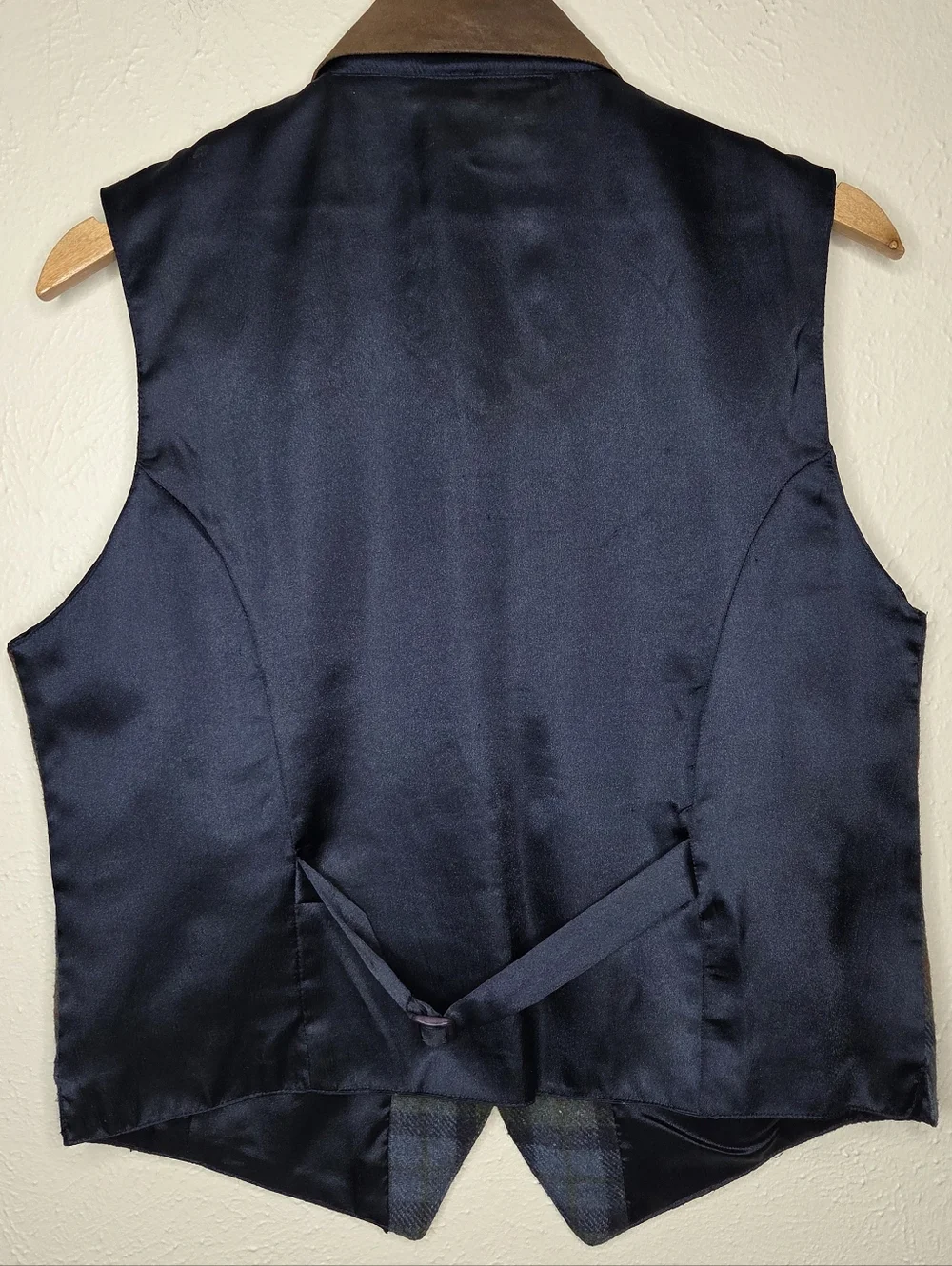 Vintage 90s Plaid Wool Vest Leather Trim Button Front Size M Equestrian Academia - Picture 4 of 7